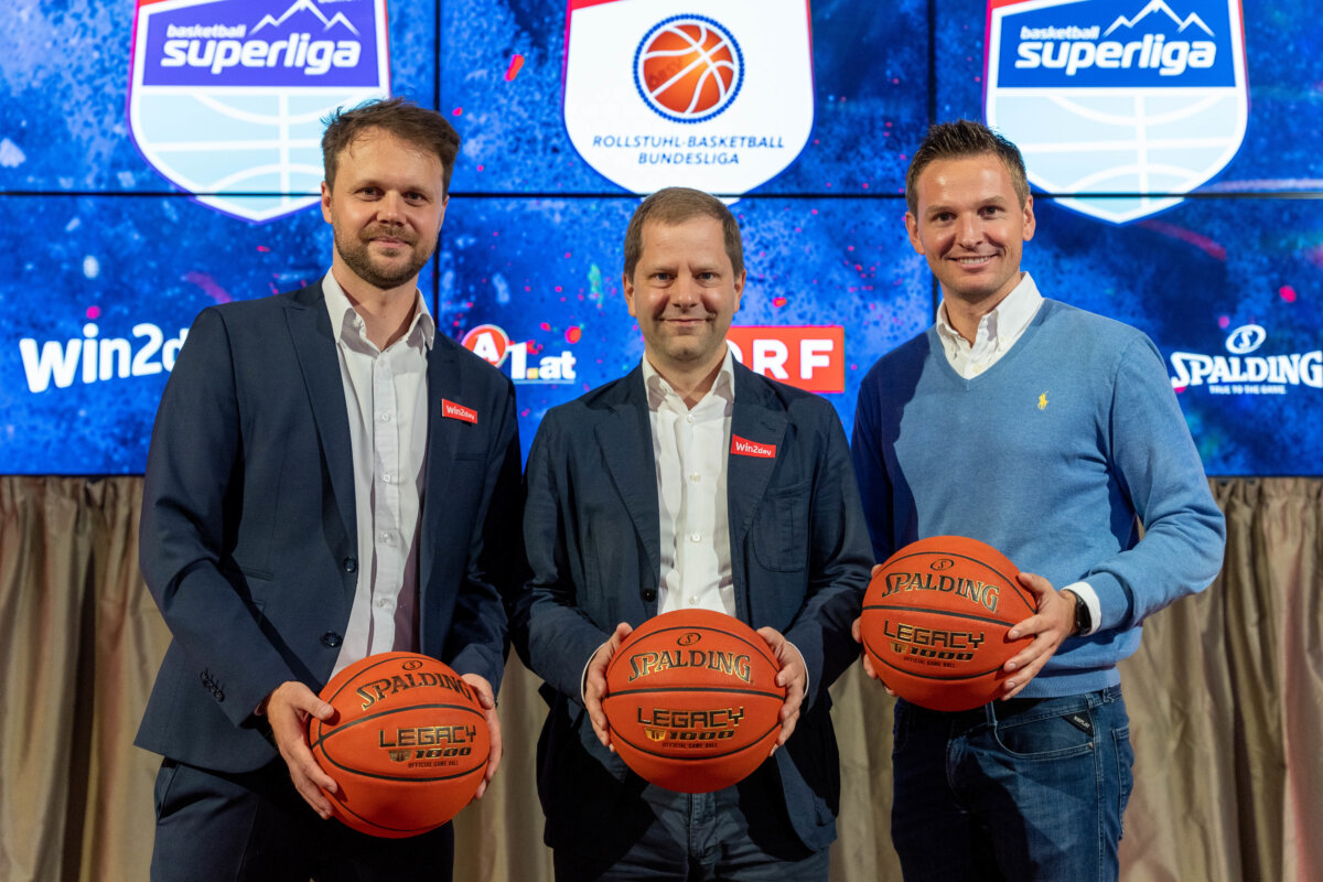 VIENNA,AUSTRIA,26.SEP.22 - BASKETBALL - BSL, Basketball Superliga, season opening press conference. Image shows CEO Johannes Wiesmann (WIN2DAY Basketball Superliga), managing director Georg Wawer (win2day) and Tom Berger (LAOLA1). Photo: GEPA pictures/ Ed